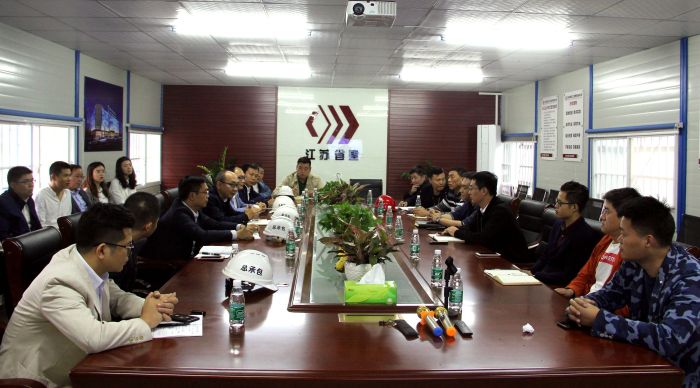 现场座谈交流会 梁思赫 摄1.jpg