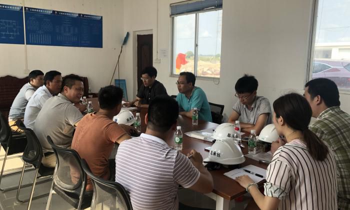 1聚会现场。。。卢丽君 摄700.jpg