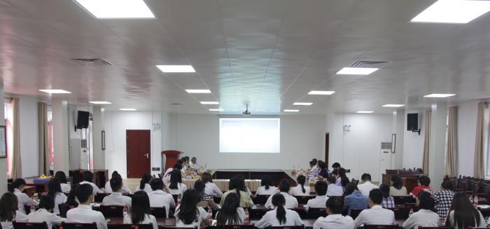 8聚会现场！！５瞬颖 摄700.jpg