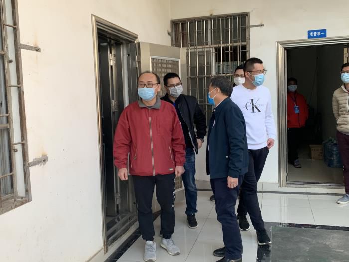 2直属分公司检查现场。杨桂峰 摄700.JPG