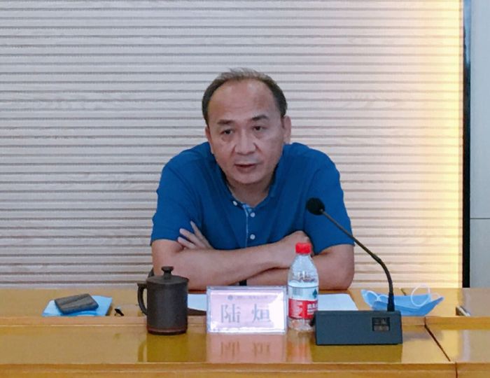 陆烜讲话。。覃洪浩  摄1.jpg