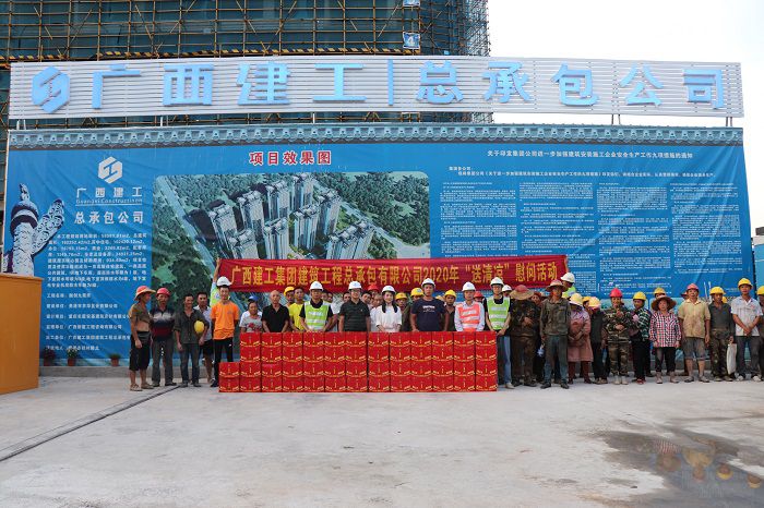 活动现场。。 唐霞 摄.JPG