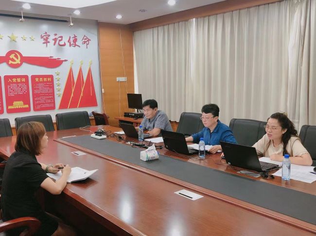 第一组答辩现场。。谭龙 摄.jpg