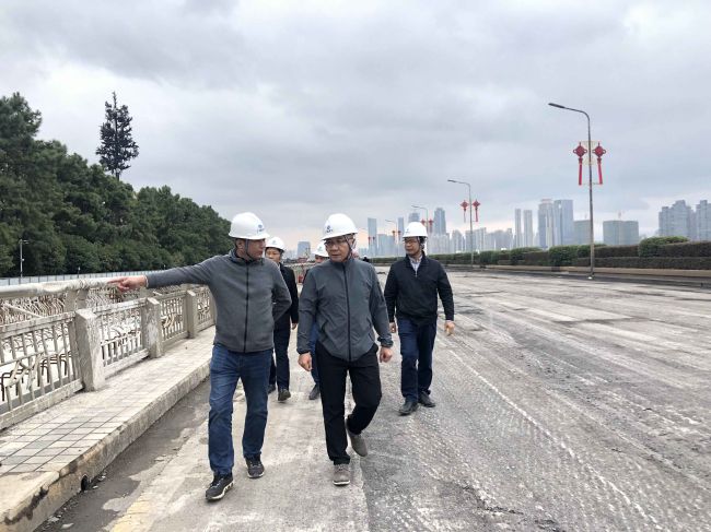 检查现场1！！Ａ峙舴 摄（修图）.jpg