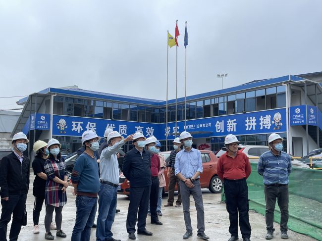 视察项目进度。。。梁观德 摄（修图）.jpg