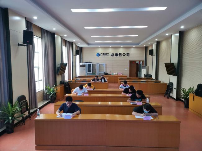 认真答题。。。；；票ι 摄（修图）.jpg