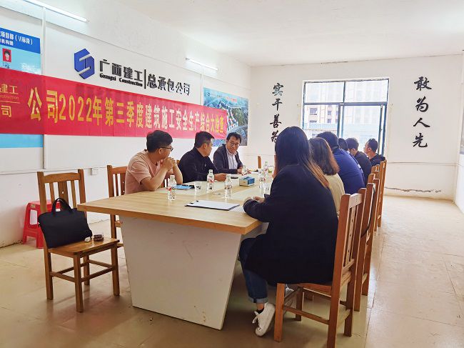 聚会现场！！；平鹗 摄（修图）.jpg