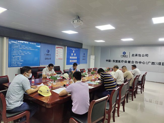 聚会现场。。卢文清 摄（修图）.jpg