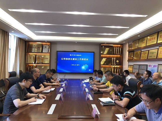 聚会现场。农茜茜 摄（修图）.jpg