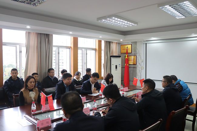 岑廷义宣贯人事任免决议。。。杨明皓 摄（修图）.jpg