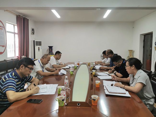 聚会现场。。王瑾贞 摄（修图）.jpg