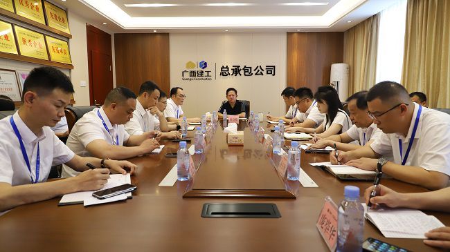 聚会现场 修图.jpg